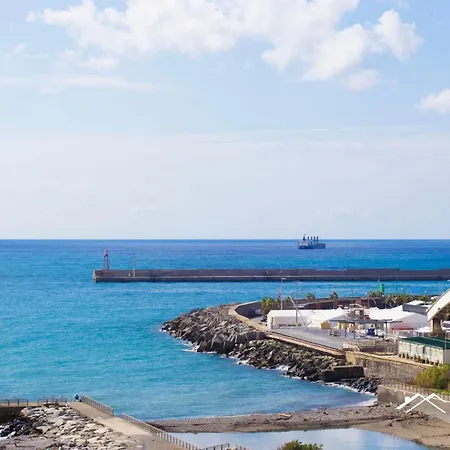 1m| 1br| Terrazza Waterfront| A/c By Tilo *