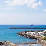 1m| 1br| Terrazza Waterfront| A/c By Tilo *